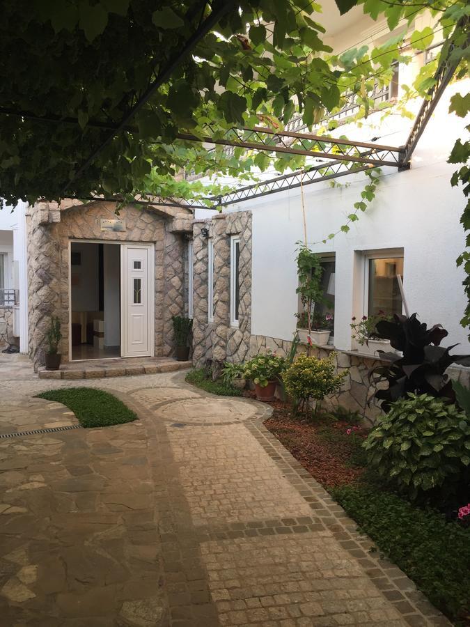 Apartments Vila Monegro Бар Екстериор снимка